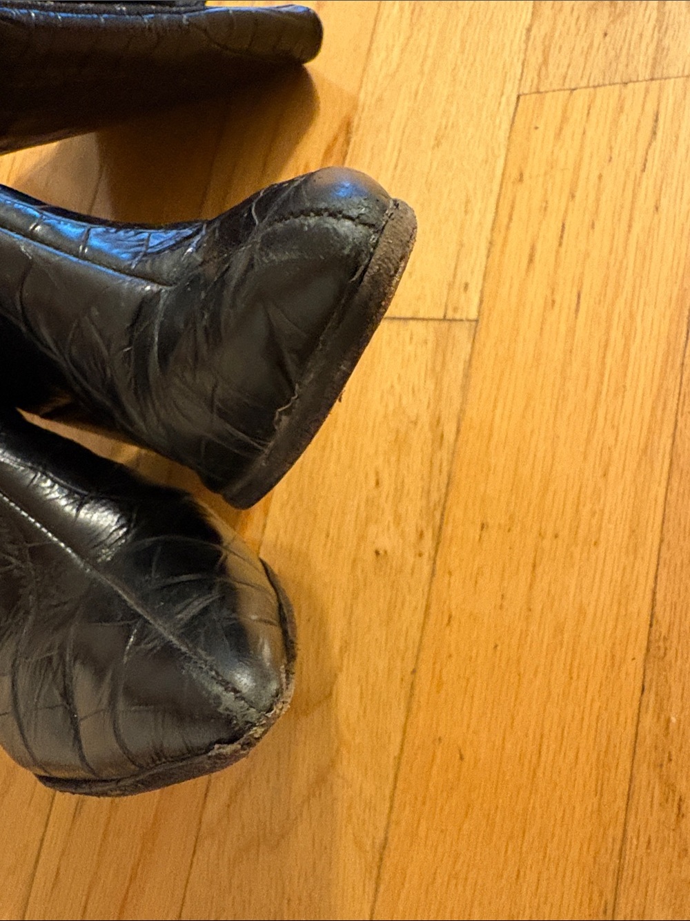 SCHUTZ Black Croc-Embossed boots - Picture 4 of 8